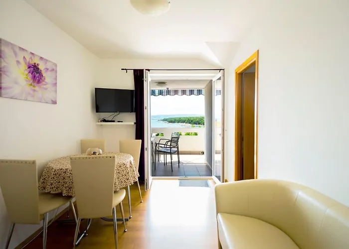 Buka Calim Vi By Interhome